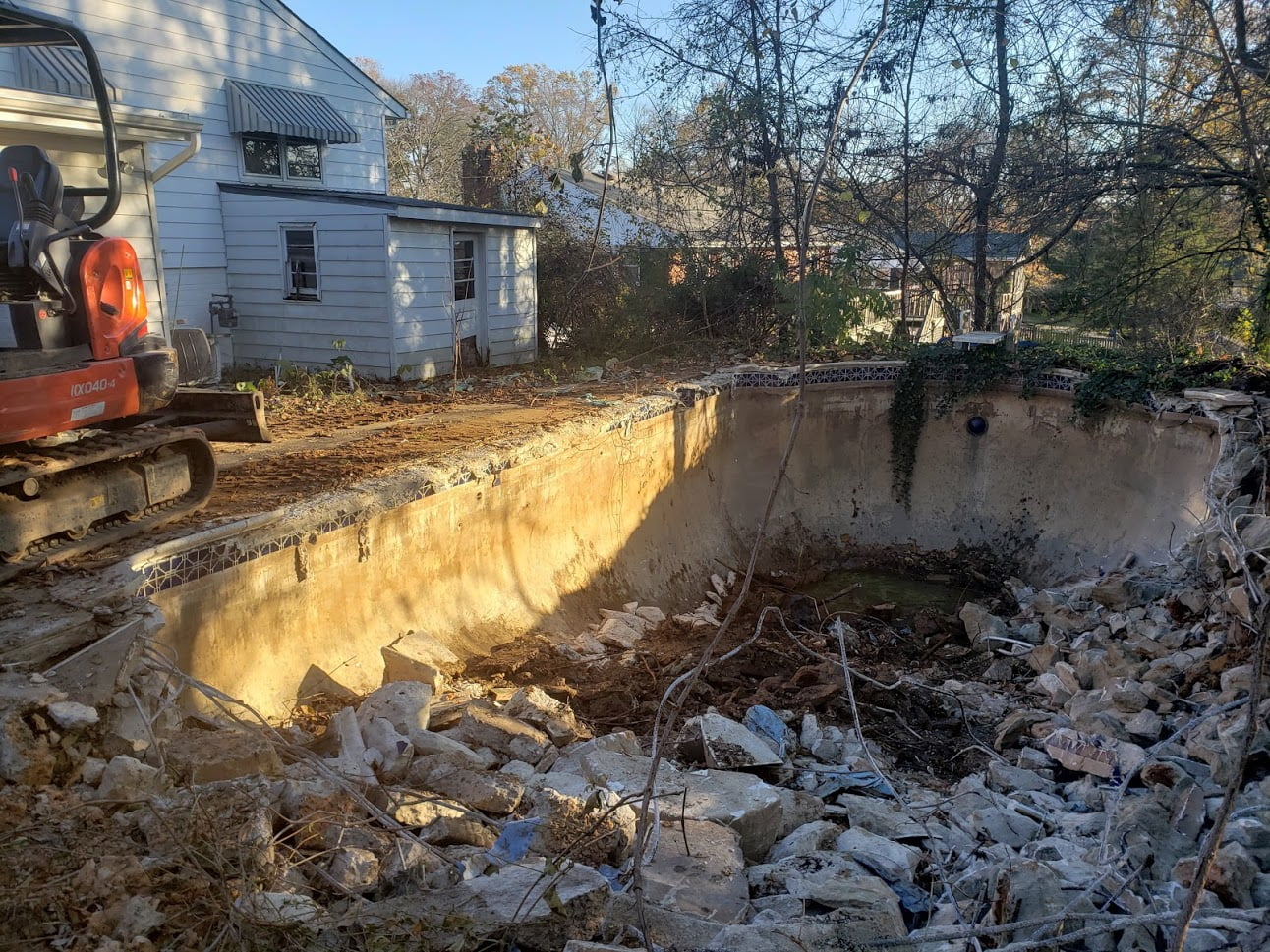 fiberglass pool removal